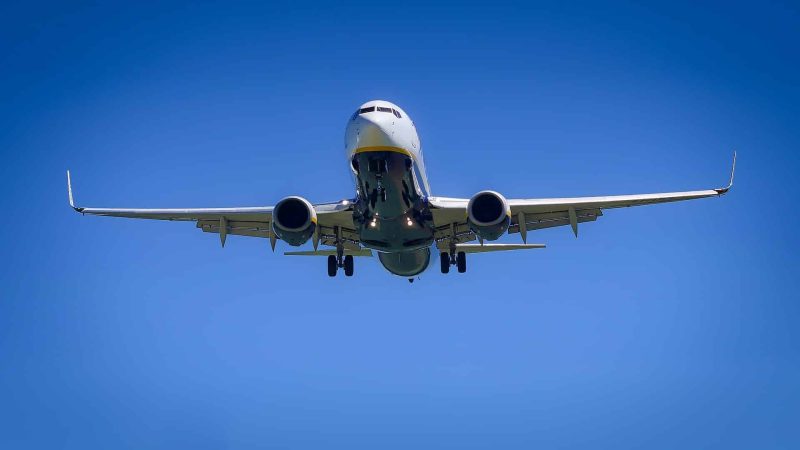 aircraft-3075056_1920