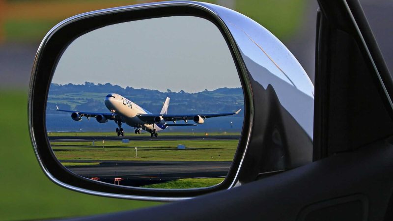 passenger-traffic-122999_1920